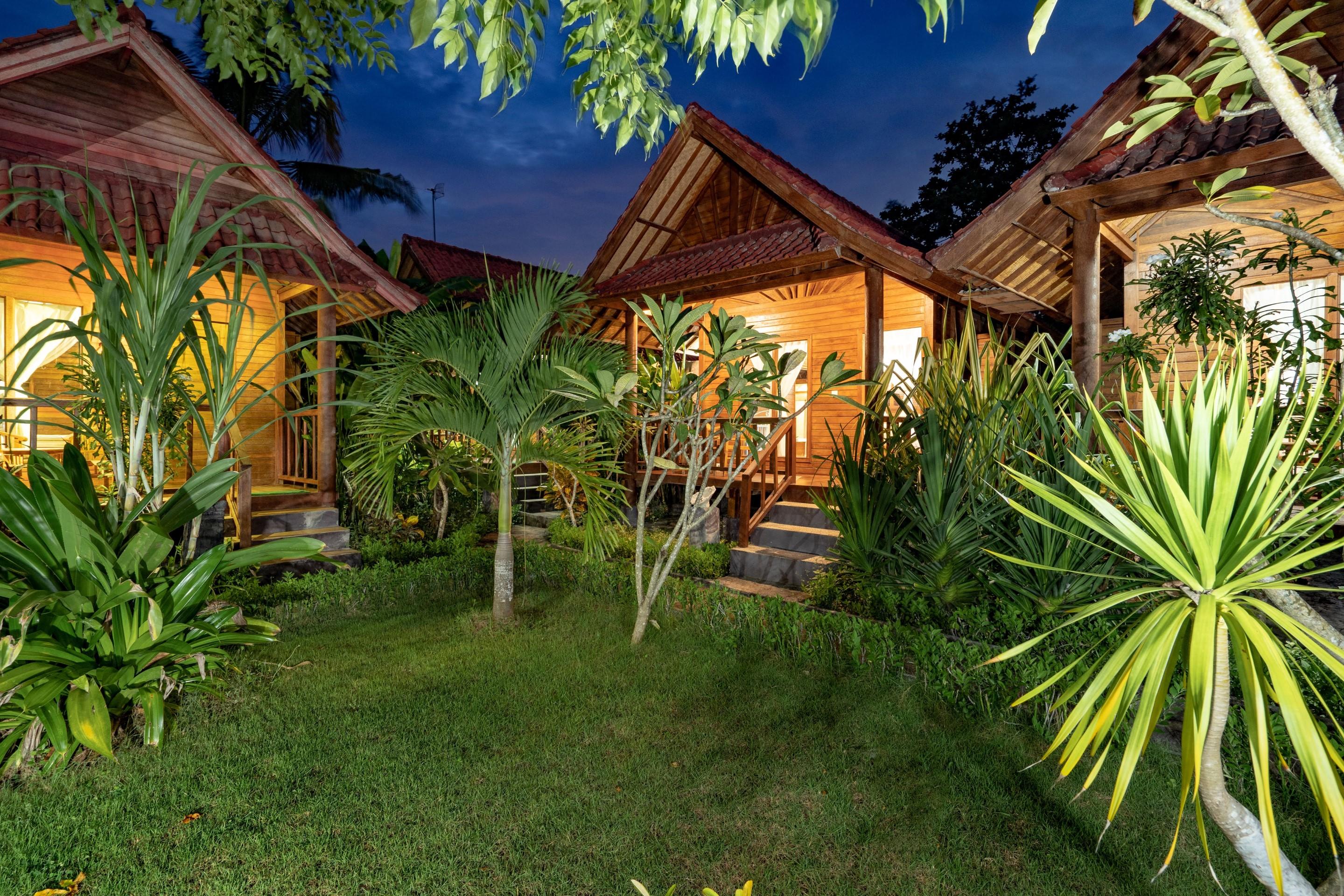 G LUna Huts by WizZeLa Nusa Lembongan Exterior foto