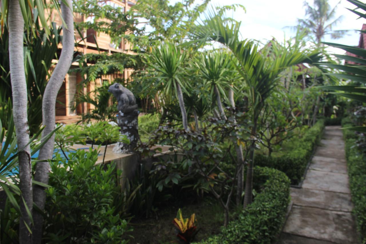 G LUna Huts by WizZeLa Nusa Lembongan Exterior foto
